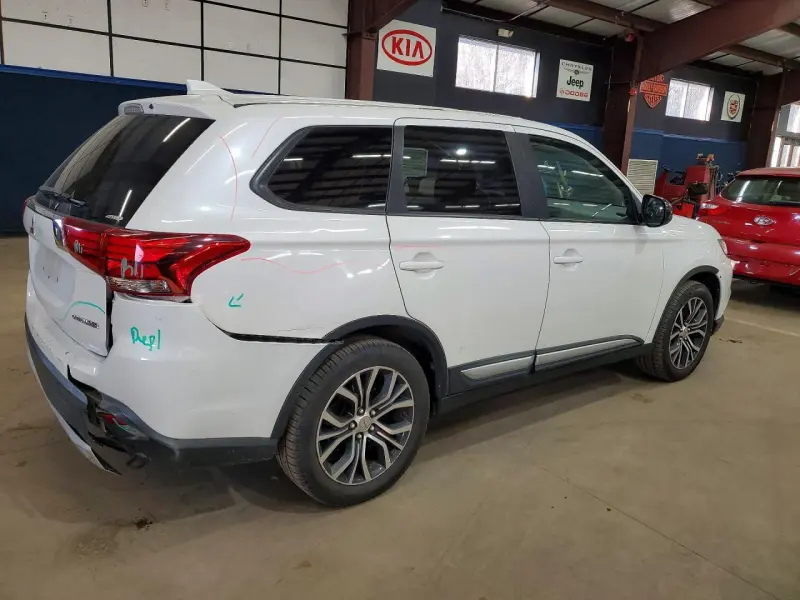 Mitsubishi Outlander, 2017