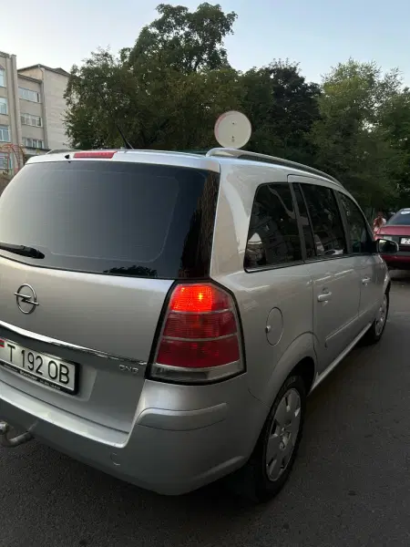 Opel Zafira, 2007