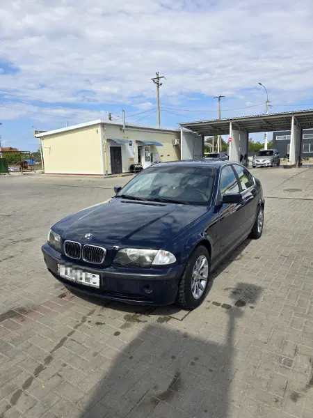 BMW 3 Series, 2001
