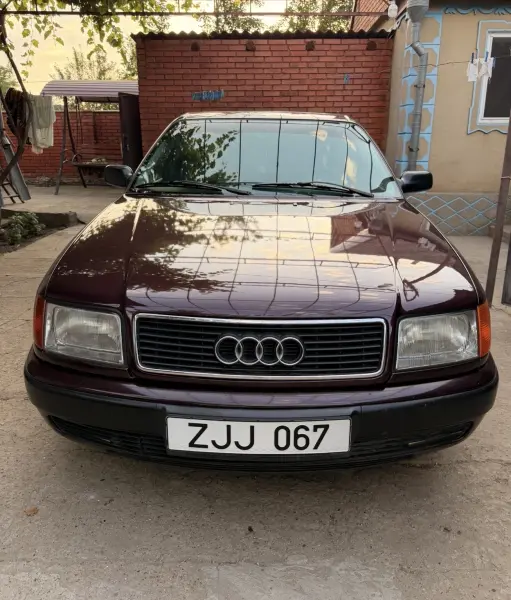 Audi 100, 1993