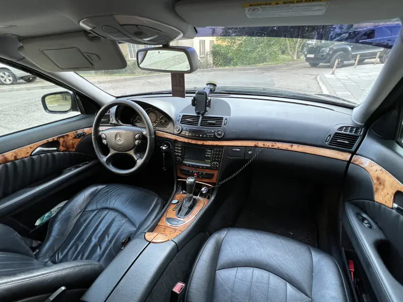 Mercedes-Benz E-Class, 2008