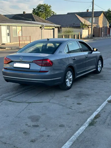 Volkswagen Passat, 2016