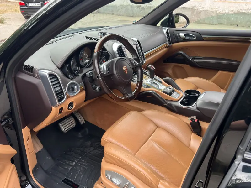 Porsche Cayenne, 2014