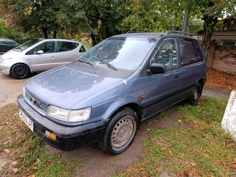 Mitsubishi Space Star, 1992