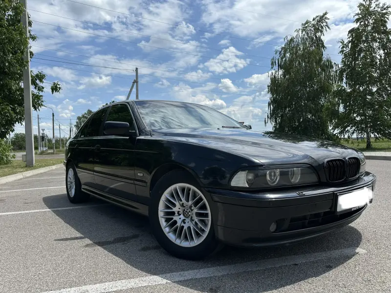 BMW 5 Series, 2001