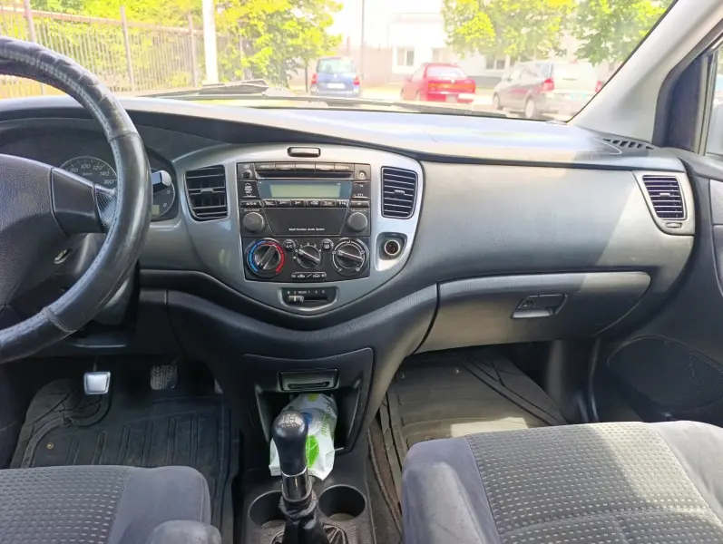 Mazda MPV, 2005