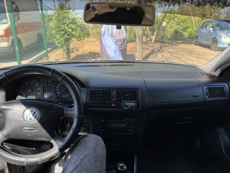Volkswagen Golf, 2004
