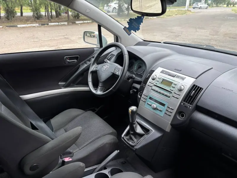 Toyota Corolla Verso, 2007