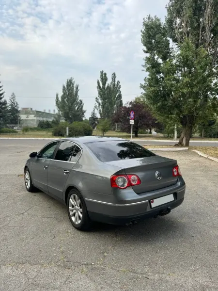 Volkswagen Passat, 2008