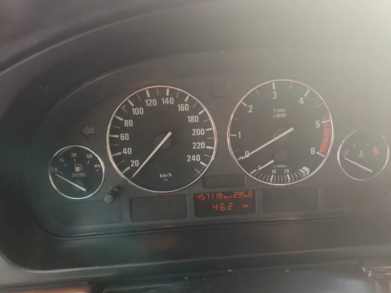 BMW 5 Series, 1998