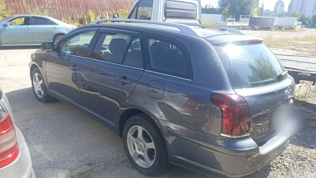Toyota Avensis, 2006