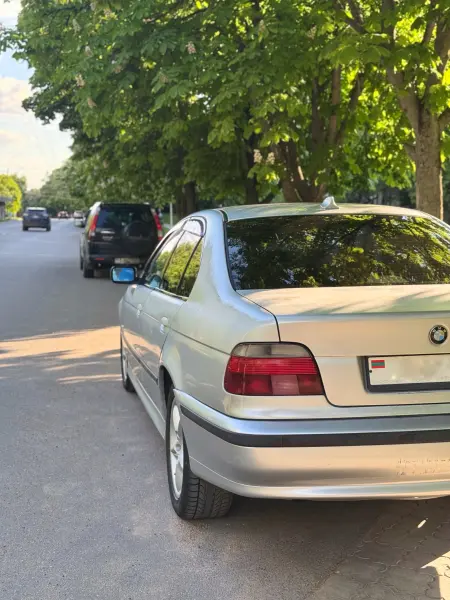 BMW 5 Series, 1999