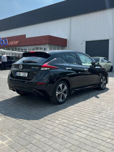 Nissan Leaf, 2021