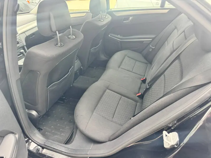 Mercedes-Benz E-Class, 2011