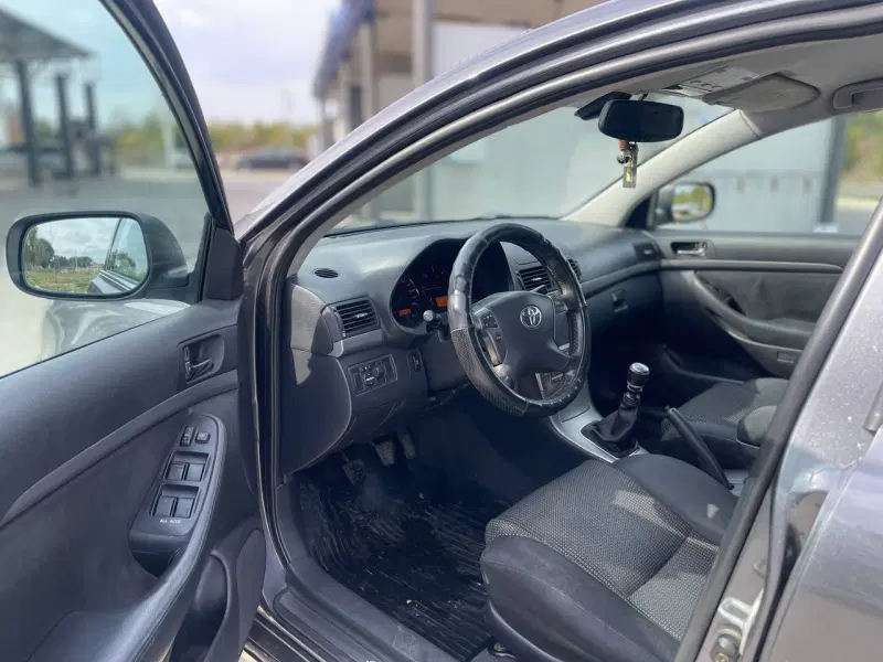 Toyota Avensis, 2008