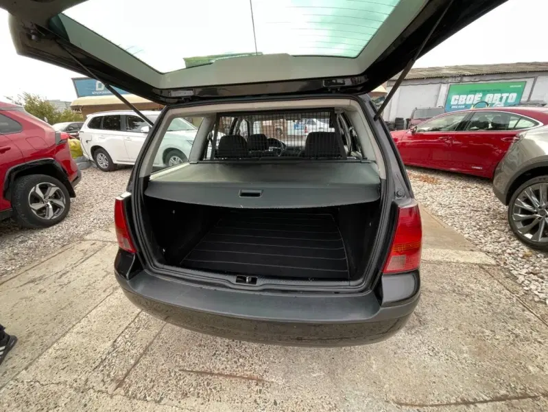 Volkswagen Golf, 2004