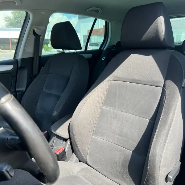 Volkswagen Golf, 2010
