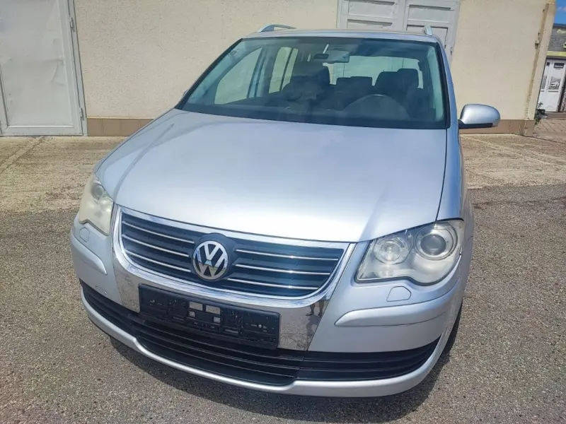 Volkswagen Touran, 2009