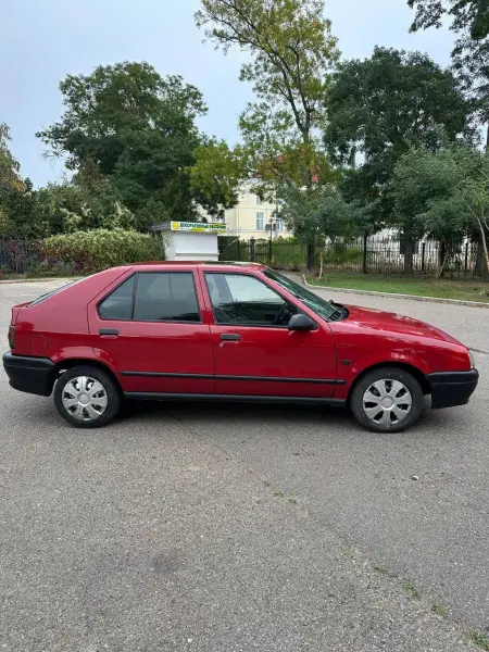 Renault 19, 1993