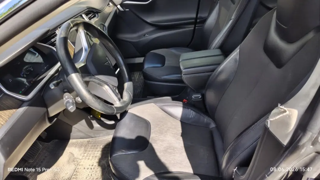 TESLA S, 2014