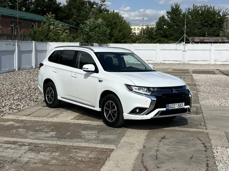 Mitsubishi Outlander, 2018