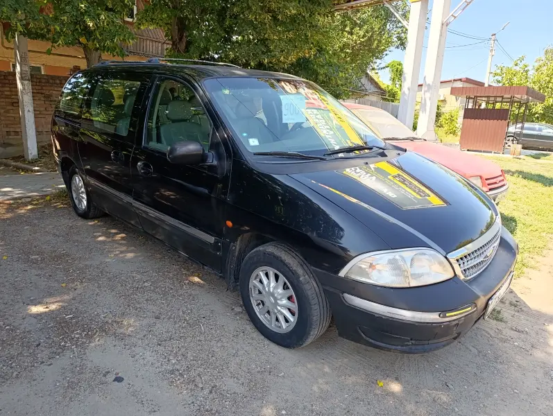 Ford Windstar, 2000