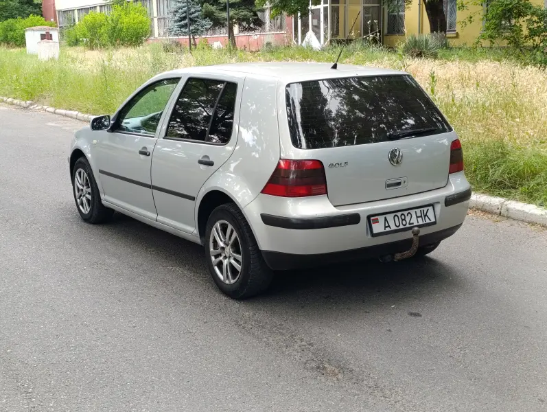 Volkswagen Golf, 1999