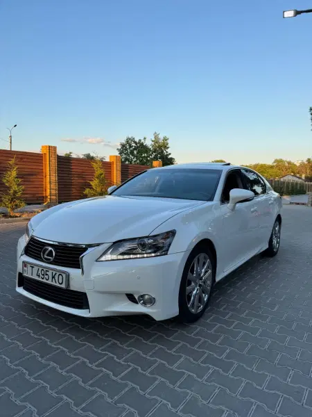 Lexus GS, 2013