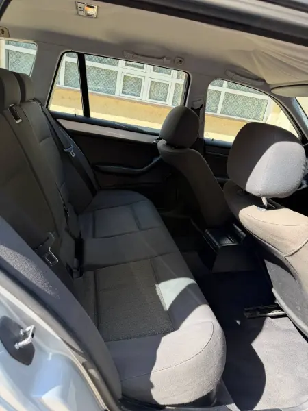 BMW 3 Series, 2004