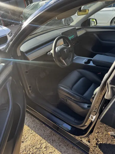 TESLA Y, 2023