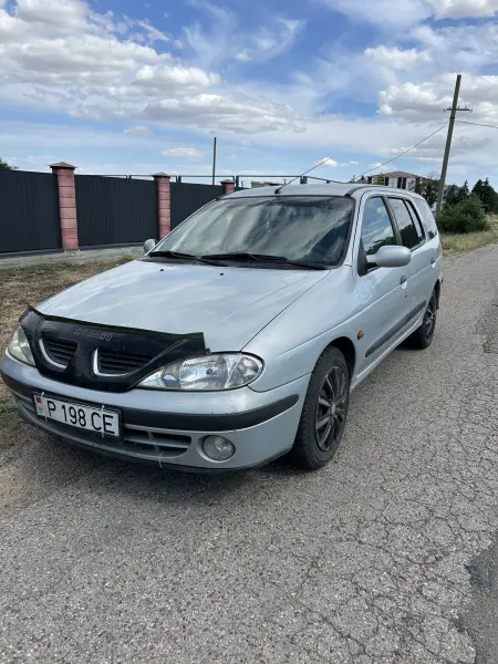 Renault Megane, 2001