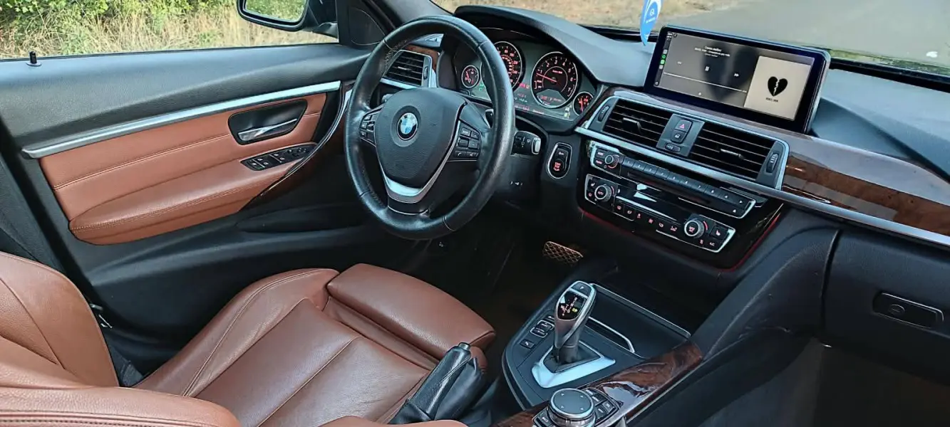 BMW 3 Series, 2016