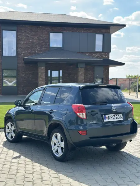 Toyota RAV4, 2007