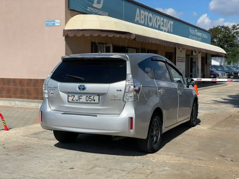 Toyota Prius, 2013