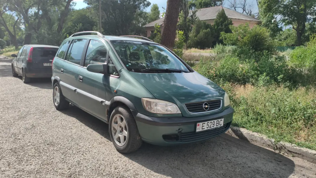 Opel Zafira, 2003