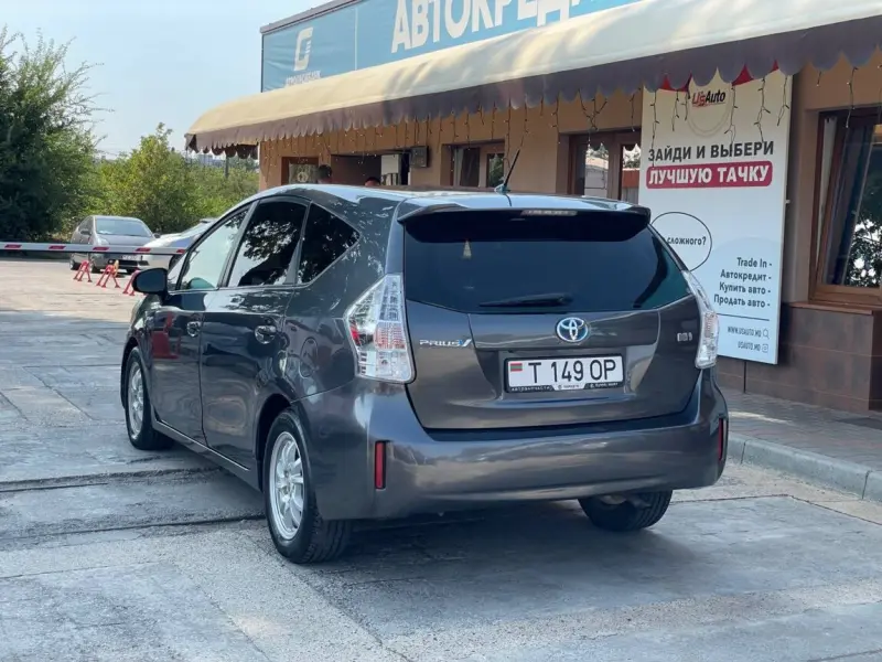 Toyota Prius, 2012