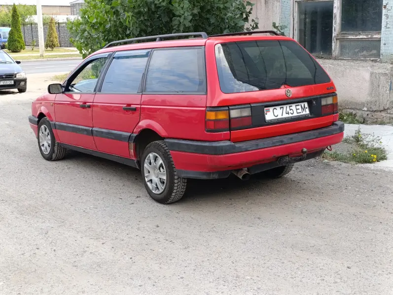 Volkswagen Passat, 1992
