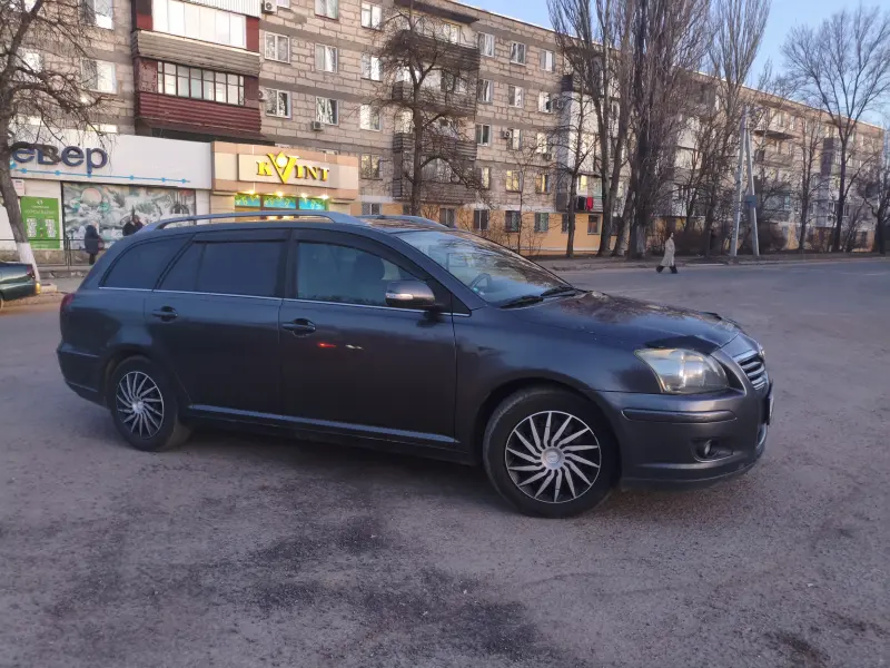 Toyota Avensis, 2008