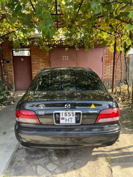 Mazda 626, 1999
