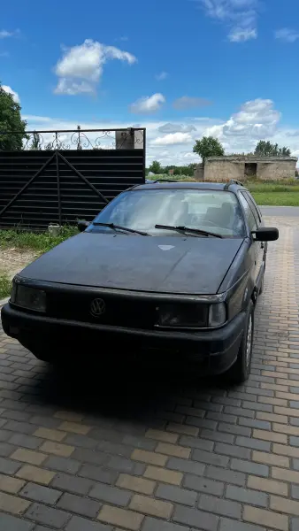 Volkswagen Passat, 1989