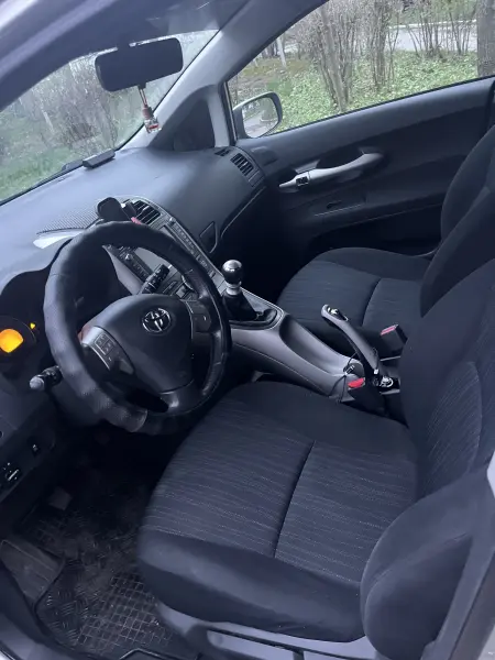 Toyota Auris, 2008