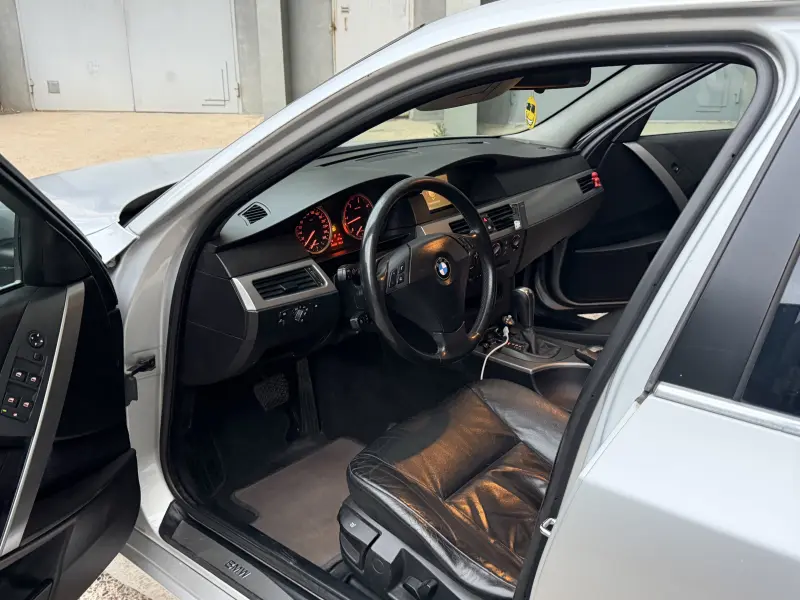 BMW 5 Series, 2005