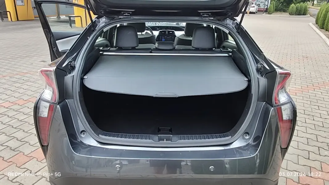 Toyota Prius, 2015