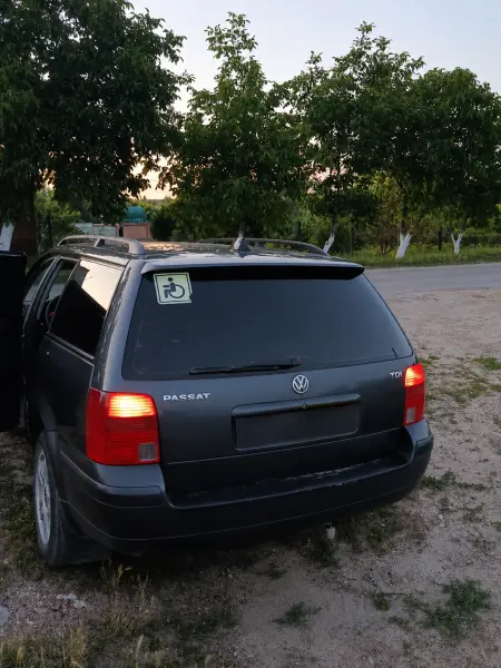 Volkswagen Passat, 2000