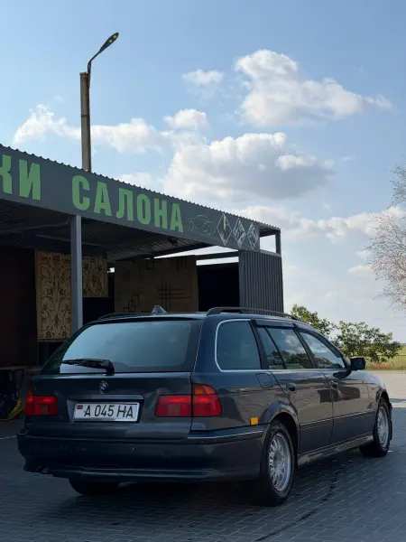 BMW 5 Series, 1999