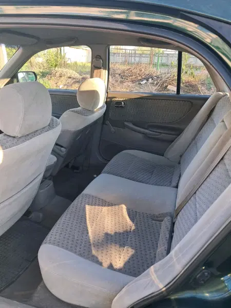 Mazda 626, 2000