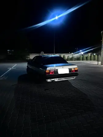 Audi 100, 1985