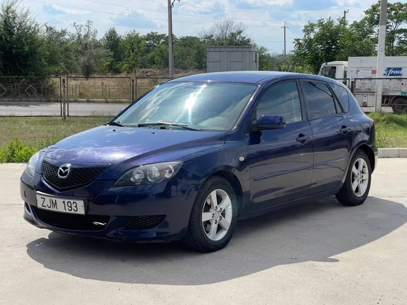 Mazda 323, 2005