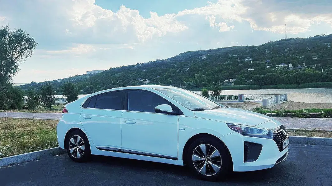 Hyundai Ioniq, 2018