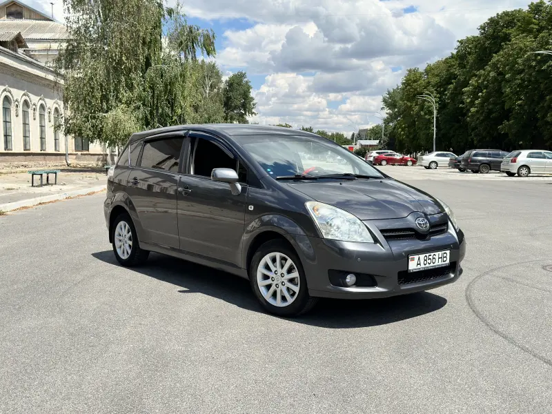 Toyota Corolla Verso, 2008